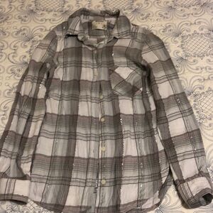 Women’s flannel shirt. Size small